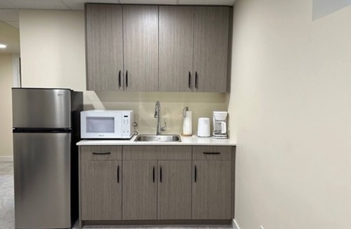 Fort Gary House | Private Cozy 1 Bedroom Basement Suite