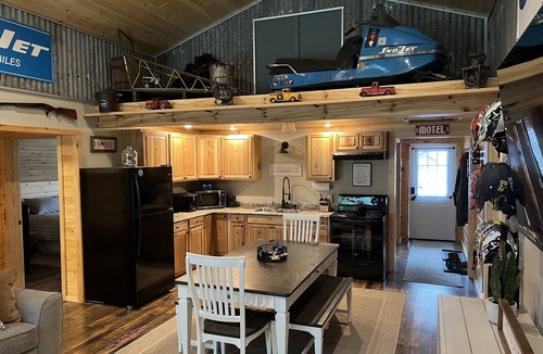Deer River Cottage | Private Cozy Adirondack Cottage-Monthly only