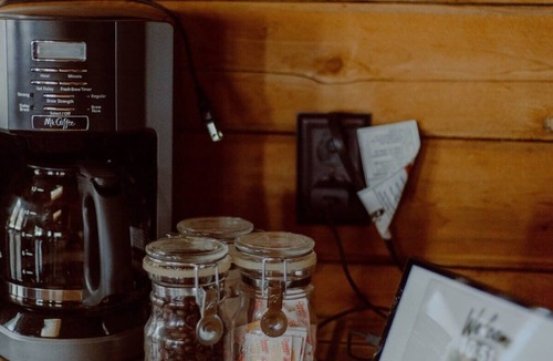 Thompsonville Cabin | Private/Cozy Cabin | Shuttle Pass Included!