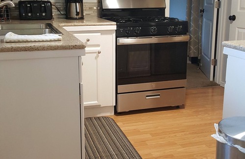 Washougal Cottage | Private, Cozy Retreat Convenient To Portland And The Gorge