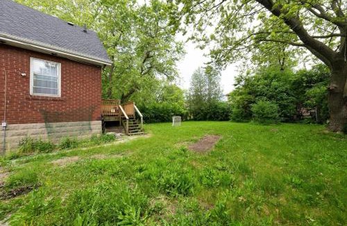 Newtonbrook House | Private Cozy Room with Free Parking