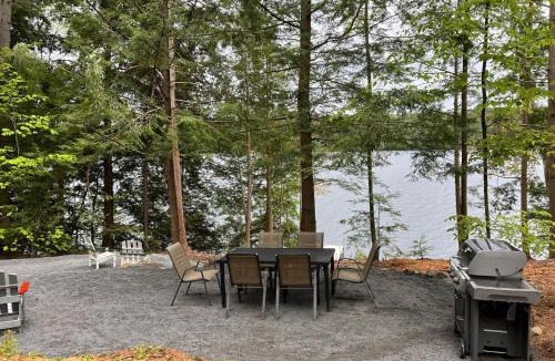 Chestertown House | Private Dock and Beach! Lakefront Adirondacks Escape