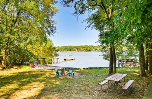 Mayhew House | Private Dock & Beach! Lake Norman Cottage Hideaway