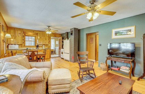 Chestertown Cottage | Private Dock & Beach! Lakefront Adirondacks Escape