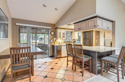 Old Homosassa House | Private Dock Canal-Front Homosassa Home!