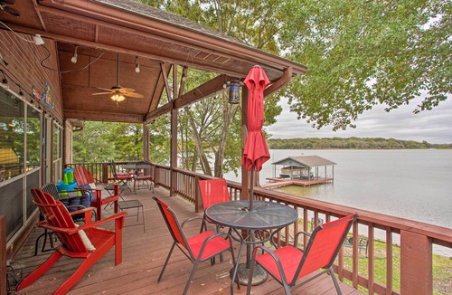 Log Cabin House | Private Dock & Fire Pit: Cedar Creek Lake Home