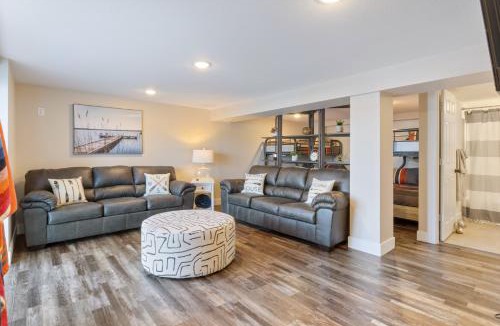 Camdenton House | Private Dock & Fireplace Steps from Osage Beach