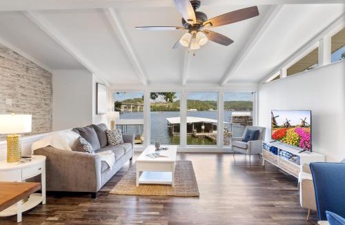 Camdenton House | Private Dock & Fireplace Steps from Osage Beach
