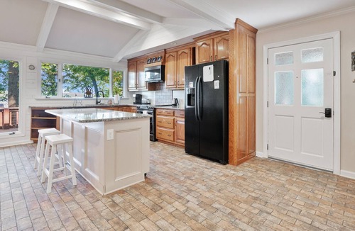 Cumming House | Private Dock/Hot Tub, Pet Friendly