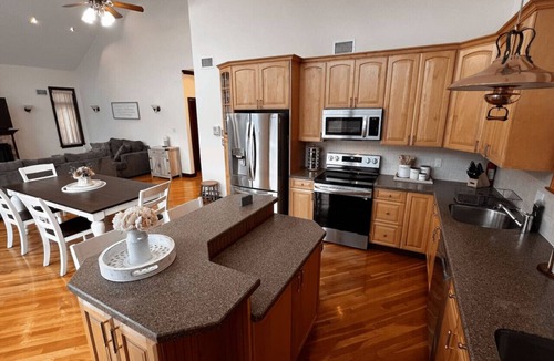 Kauneonga Lake House | Private Dock/Indoor Pool/Sauna/Hot Tub - Sleeps 14