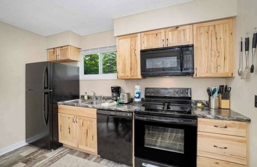 Bear Lake House | Private dog-friendly hideaway w/ firepit - close to Crystal Mountain