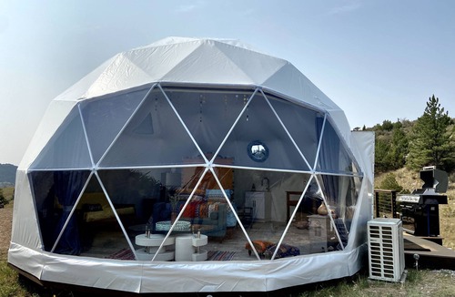 Platte County House | Private Dome Under the Stars! Guernsey State Park
