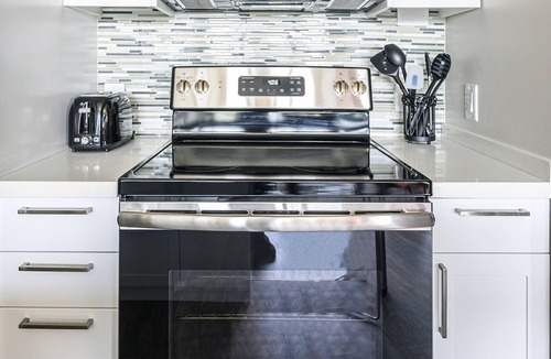 Southwest Raleigh Apartment | Private Downtown Apartment With City View