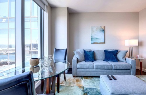 Seaport District Apartment | Private Downtown Seaport Apt with Pool