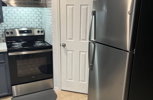 Southeast Houston House | Private Duplex #3 - Houston/Pasadena - New Listing