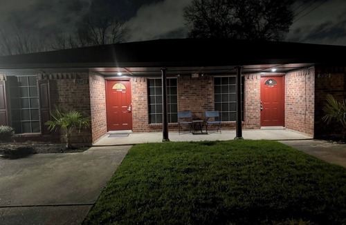 Southeast Houston House | Private Duplex #3 - Houston/Pasadena - New Listing