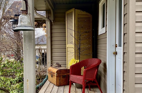 Elora Apartment | Private Elora Studio in heart of Elora