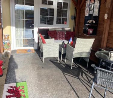 Llanfair-Dyffryn-Clwyd House | Private en-suite RUTHIN