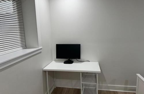 Bedford Apartment | Private Entire Suite in Bedford - 2 Bedroom
