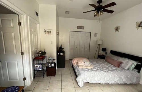 Homestead House | Private Entrance, Pet Friendly