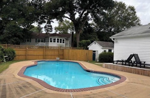 Franconia House | Private entrance room,bath-pool