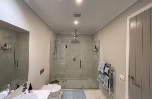 Tawa House | Private Entry - Free WIFI - Guest Room