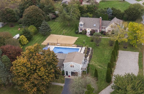 East Orleans House | Private Estate, heated pool, outdoor Livingroom, kitchen, 11 bedrooms, sleeps 20