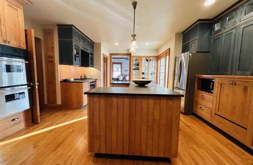 Mandana House | Private Estate on Beautiful Skaneateles Lake