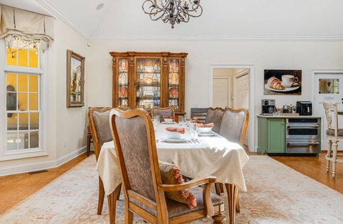 Fletcher House | Private Estate w/Pool + Guest Suite | Free Tix