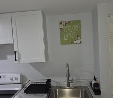 Waterbury Apartment | Private Executive Suite