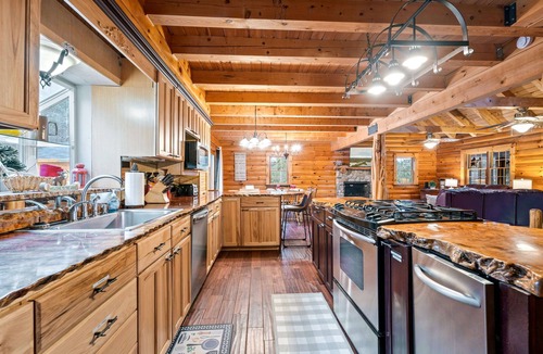 East Wakefield House | Private Fall Lakefront Cabin w/Fire Pit & Hot Tub