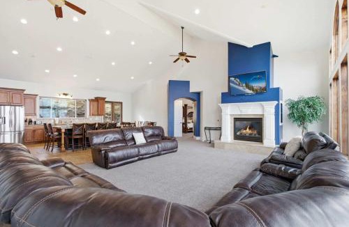 Herriman House | Private Family Home with Hot Tub