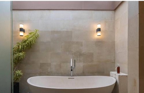 Jungut Batu Villa | Private Family Suite with Pool and Beach Access