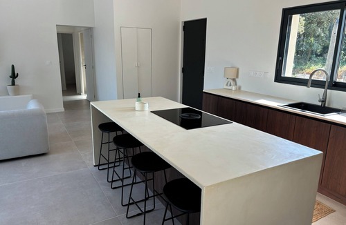 Saint-Restitut Villa | Private, fenced Provencal villa with private pool!