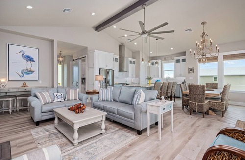 Rockport House | Private Fishing Pier on Copano Bay | 3BR Home