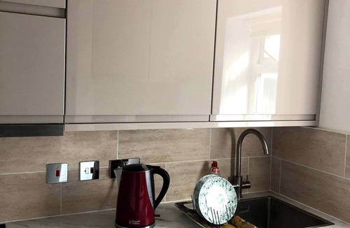 Shipley Apartment | Private flat in Wrose, Shipley, Bradford