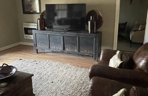 Benton House | Private Floor with plenty of amenities