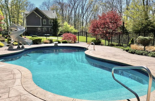 Pine Bush House | Private Forest Estate - Pool · Theater · Game Room . Sleep 18