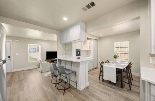 White Settlement House | Private Fort Worth Getaway Near Stockyards & Zoo!