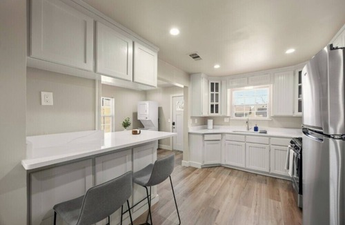 White Settlement House | Private Fort Worth Getaway Near Stockyards & Zoo!