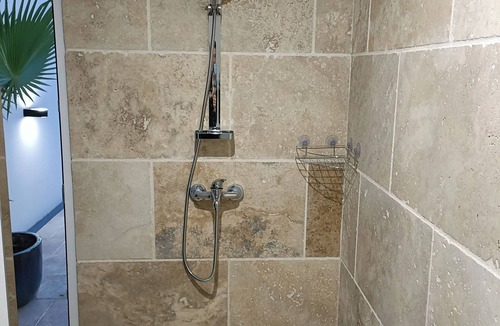 Artigues-pres-Bordeaux Apartment | Private swimming pool with studio