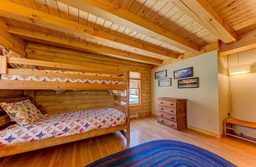 Franconia House | Private Franconia Log Cabin