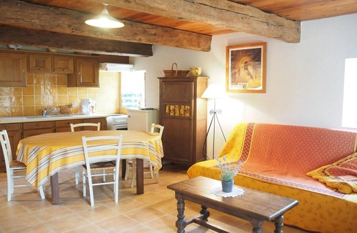 Redortiers House | Private Garden House in Redortiers