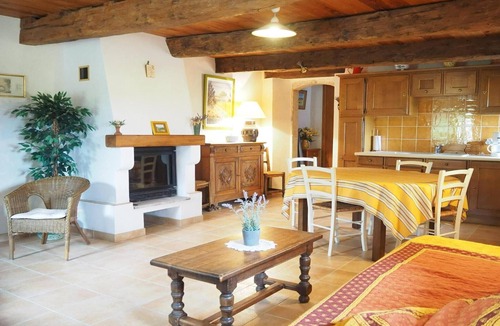 Redortiers House | Private Garden House in Redortiers