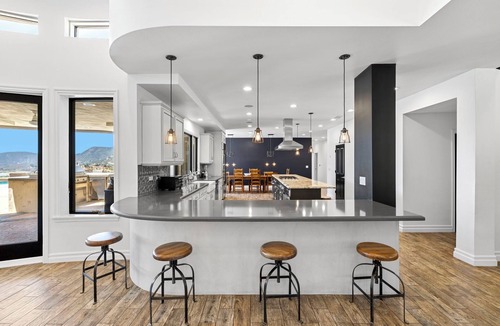 Lake Hodges House | Private Gated 6-BDR Luxury Estate - Gym, Sauna, Cold Plunge, Pool. Lake View!