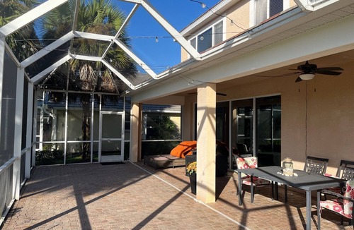 Trafalgar House | Private Gated Community