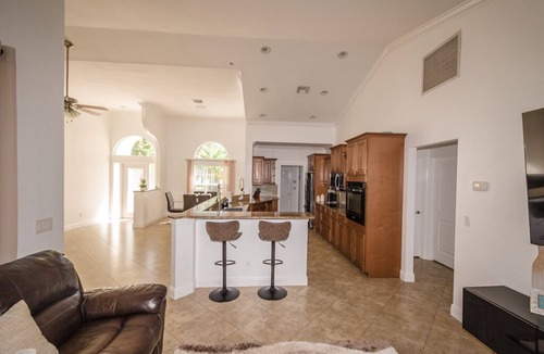 Rural Estates House | Private Getaway - Heated Pool+ Hot Tub + 3BR/3BA Home
