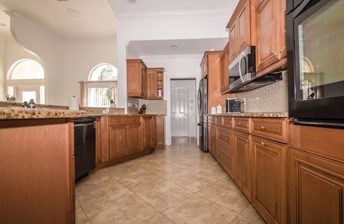Rural Estates House | Private Getaway - Heated Pool+ Hot Tub + 3BR/3BA Home