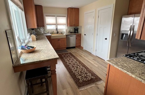 Dunkirk Apartment | Private getaway in Dunkirk NY!