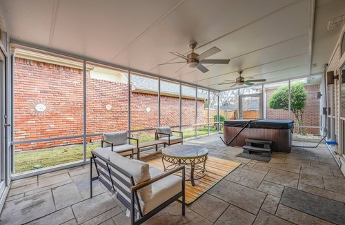 Irving House | Private Getaway Retreat in Irving/DFW